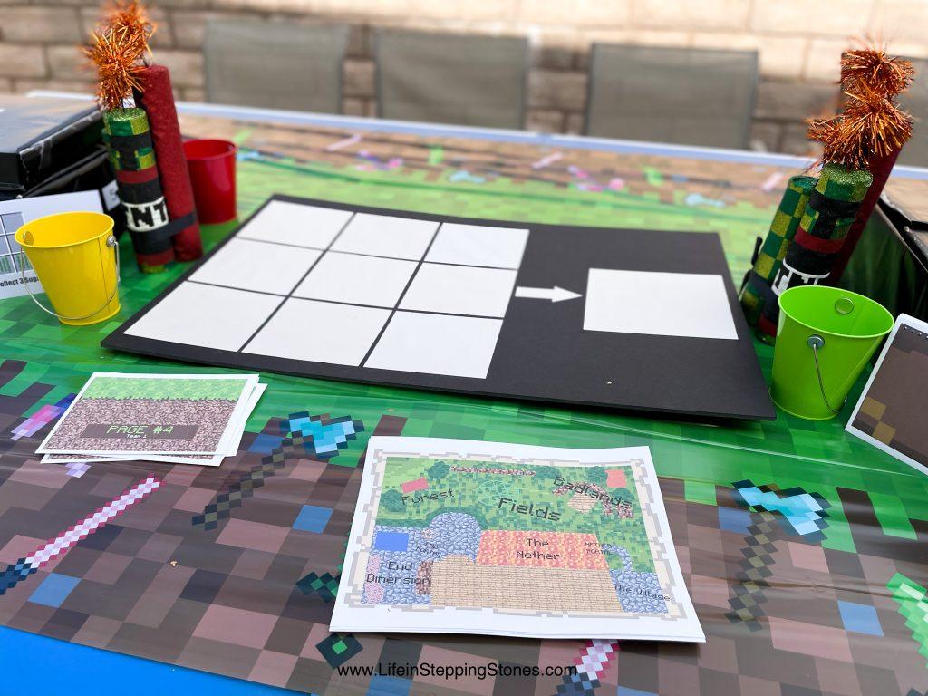 Minecraft Birthday party. Minecraft Crafting Board and map.